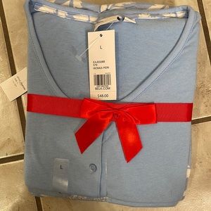 Pajama set never worn